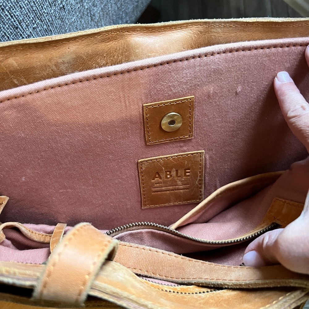 Able Tan Leather Tote Bag - Picture 2 of 5